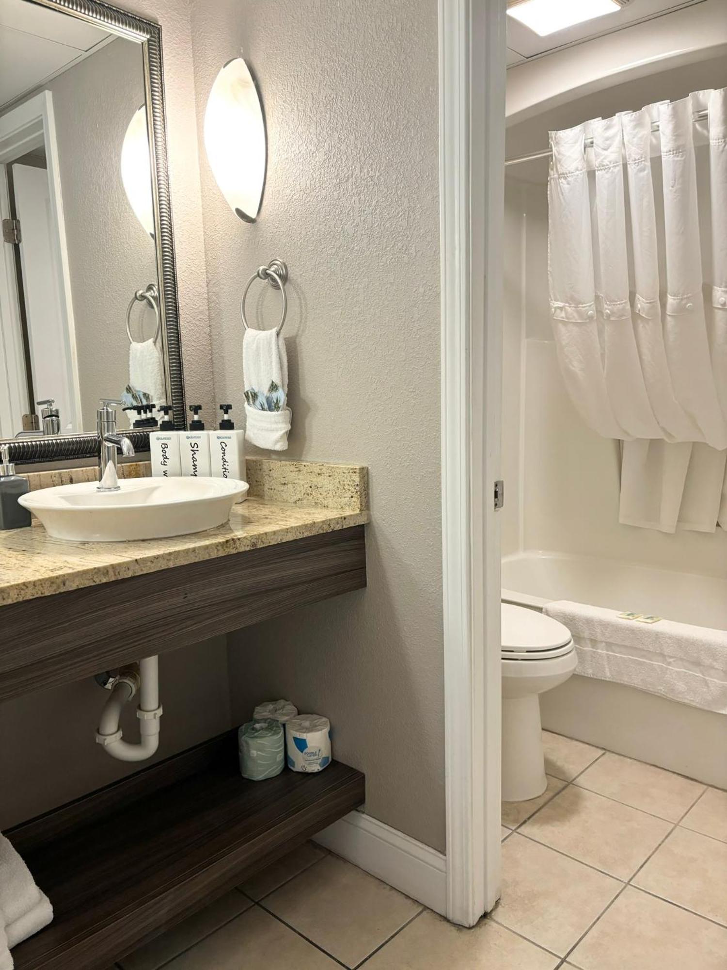 Azure Bliss Oceanfront Condo Sleeps 6 Myrtle Beach Extérieur photo